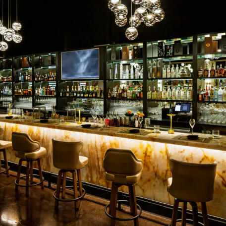 Restaurant.Bar